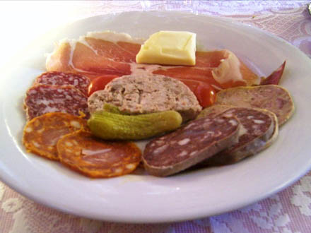 Assiette de charcuterie